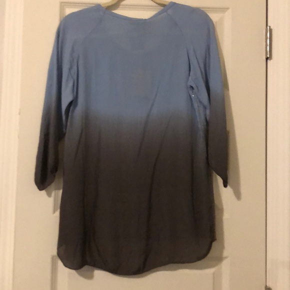 Top - Picture 2 of 3